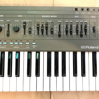 Roland SH-101 32-Key Monophonic Synthesizer 1982 - 1986 - Gray