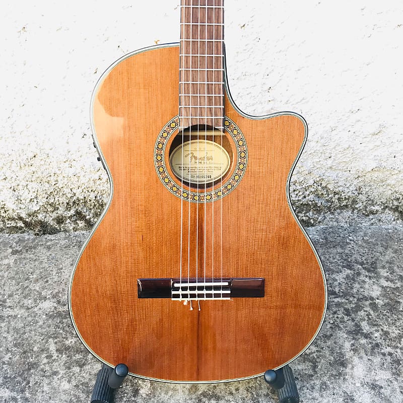 Fender CN-240SCE Thinline Electro-Acoustic Classical Guitar