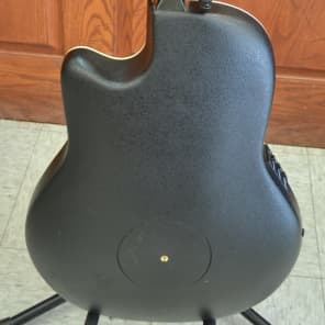 Ovation Celebrity Deluxe CC257 6-String Acoustic Electric