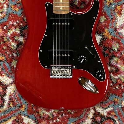 Fender Noventa Stratocaster 2021 - Crimson Red Transparent, Very Good, DEMO, SKU: I648383 image 2