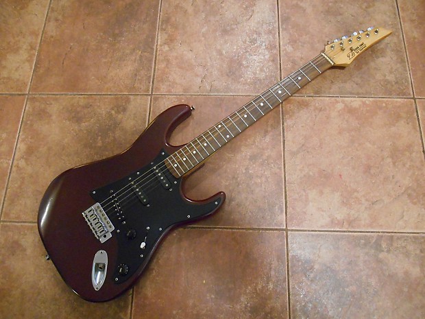 Vintage Ibanez Silver Cadet Electric Guitar. Seymour Duncan Pickup