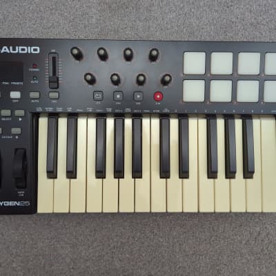 M-Audio Oxygen 25 MKIV MIDI Keyboard Controller 2016 - 2020 - Black