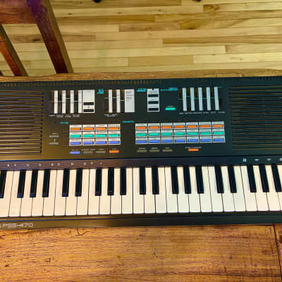 Yamaha Portasound PSS-680 MusicStation Vintage FM