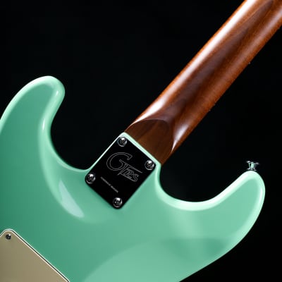Mooer GTRS S800 Intelligent Electric Guitar Green image 4