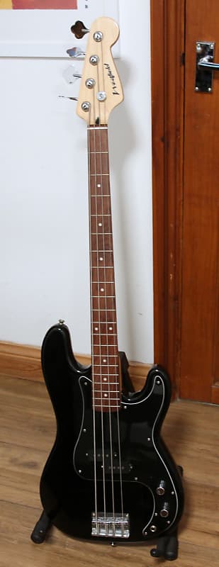 Westfield B-1000 bass guitar | Reverb UK