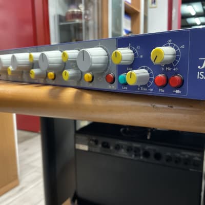 Focusrite ISA 110 - Gearspace