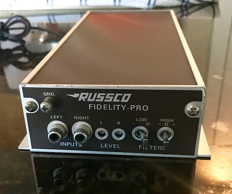 Russco Fidelity Pro Broadcast-Grade Phono Preamp