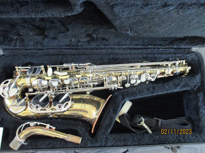 Helmke brand Alto saxophone with case. | Reverb