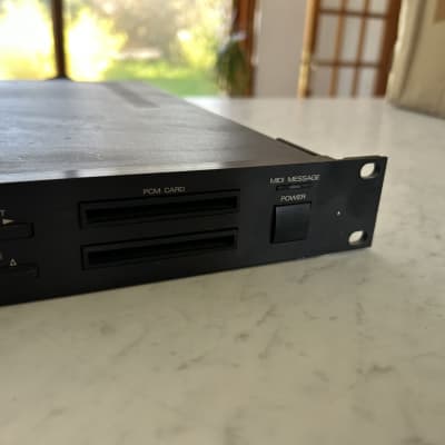 Roland U-220 RS-PCM Sound Module 1989 - 1992 - Black image 5