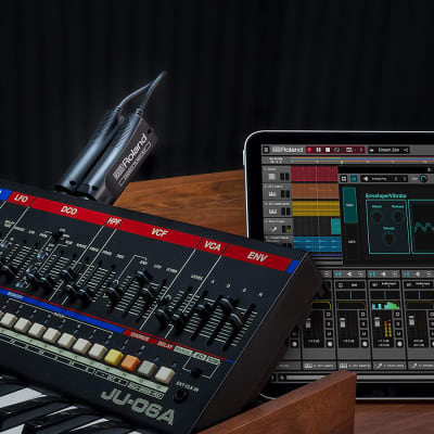 Roland WM-1 Wireless MIDI Adapter image 3