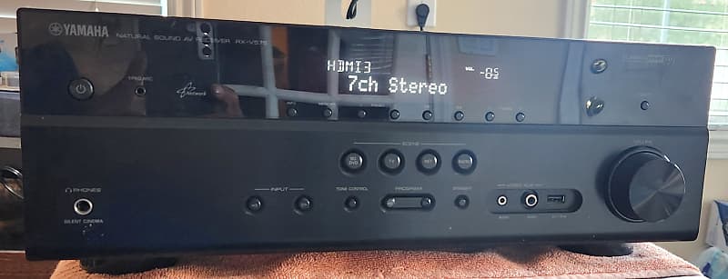 Yamaha Yamaha RX-V575 7.2-channel home theater receiver with Apple AirPlay 2000 - Black  			