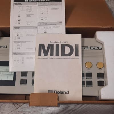 Roland TR-626 Rhythm Composer 1980s - White