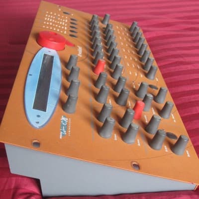 10 knobs Waldorf Microwave XTk Q synthesizer synth keyboard rack XT vintage keyboard phoenix old image 4