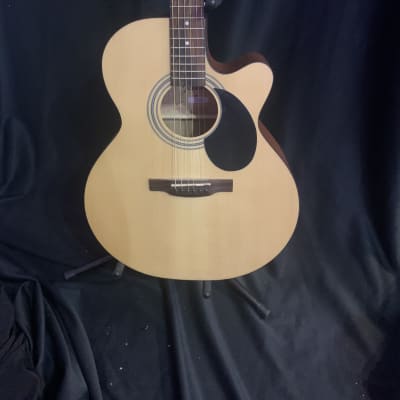 Jasmine S34C Acoustic Guitar W/case image 2