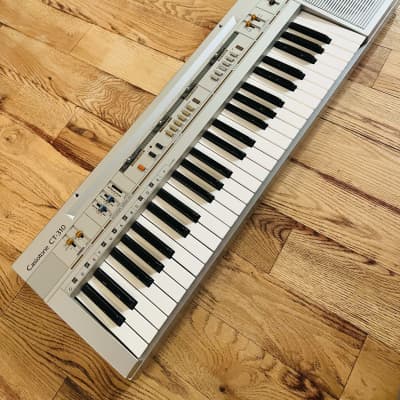 Casio CT-310 Casiotone 49-Key Synthesizer 1980s - Silver