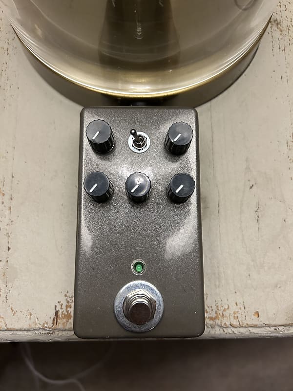 Zvex Mastotron