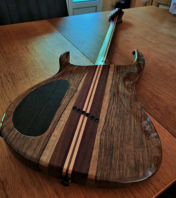 Kiesel K Series Multiscale 2018 - Master-Grade Burl Maple