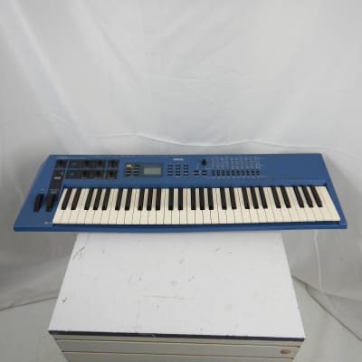 Yamaha CS1x Control Synthesizer 1996 - Blue