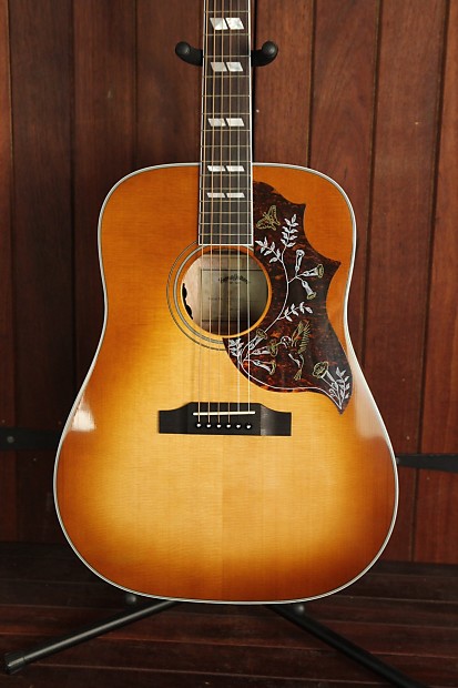 Sigma shop hummingbird guitar