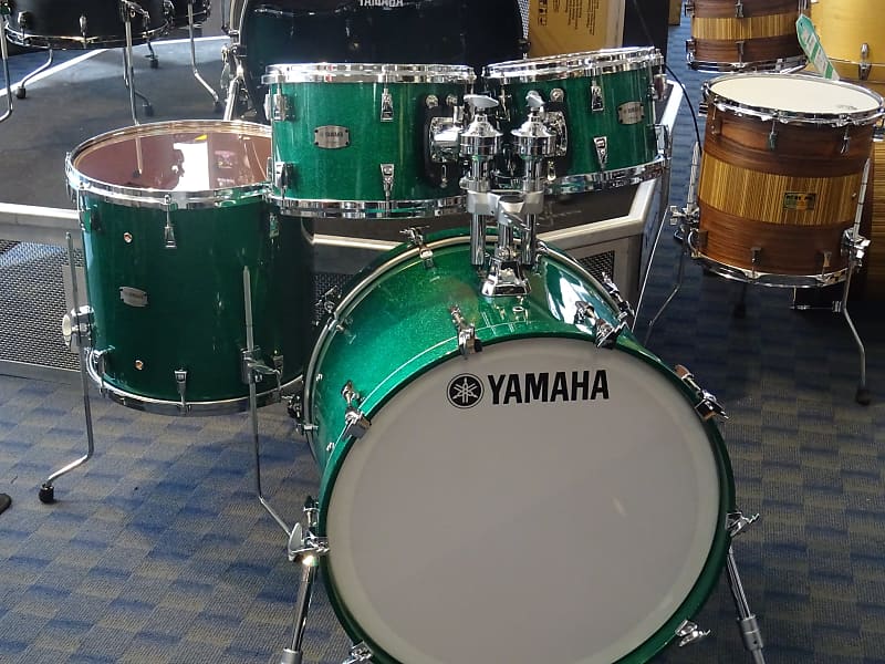 Yamaha Absolute Hybrid Maple in Jade Green Sparkle (AM2F40