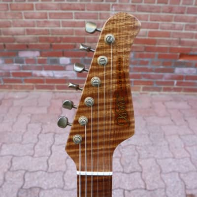 Xotic XSC-2 - 5A Master Grade Roasted Flame Maple Neck