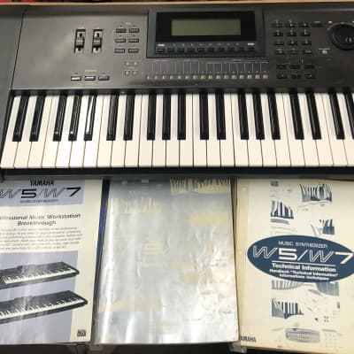Yamaha W7 Synthesizer 1994 - Black - Made in Japan