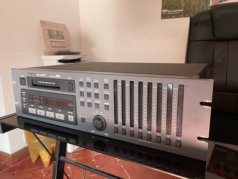 TASCAM DA-78HR Digital recorder