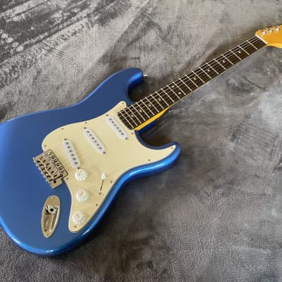 2023 Del Mar Lutherie Surfcaster Strat Lake Placid Blue - Made in USA image 12