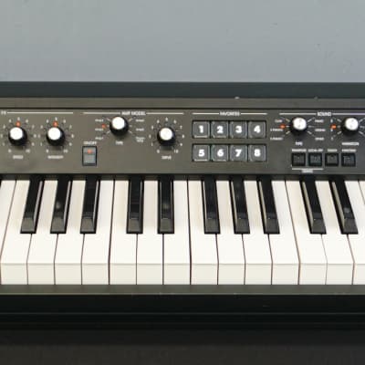 Korg SV-1 Stage Vintage Piano Polyphonic 88 Key Keyboard W/ Effects 100-240V