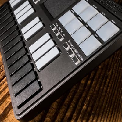 Korg NanoKEY Studio Mobile MIDI Keyboard - Free Shipping image 1