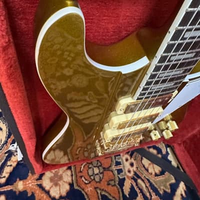 Joe Doe by Vintage Guitars Gas Jockey in Sparkling Gold Sand Limited Edition 2024 - Gold image 17