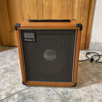 *最終値下げ* ROLAND CB-40 VINTAGE BASS COMBO 最終値下げ* ROLAND CB-40 VINTAGE BASS COMBO