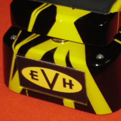 lightly used (generally clean with some imperfections) Dunlop EVH95 Eddie Van Halen Signature Cry Baby Wah  - also called CRY BABY EVH WAH EVH-95 (Yellow / Black) NO box, NO paperwork, NO battery, and NO adjustment hex wrench tool image 15