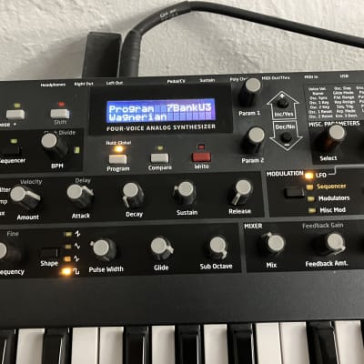 Dave Smith Instruments Mopho x4 44-Key 4-Voice Polyphonic Synthesizer 2013 - 2018 - Black with Wood Sides image 2
