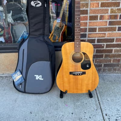 Epiphone FT-140 w/ TKL Dreadnought Case for sale