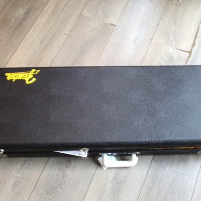 FENDER "Jack White Triplecaster, Maple Fingerboard, Black" HARDCASE image 25