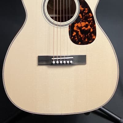 Larrivee OOO-40 Custom Koa 12-Fret Auditorium Acoustic Guitar Natural Satin w/ Case for sale