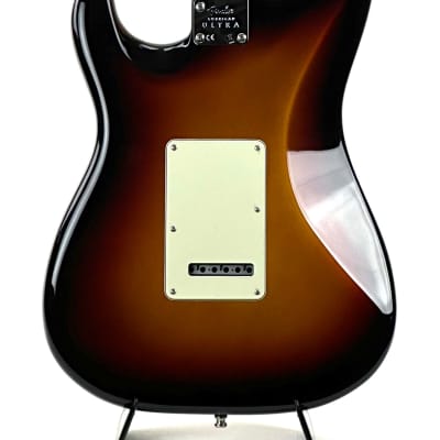 Fender American Ultra Stratocaster®, Rosewood Fingerboard, Ultraburst image 8