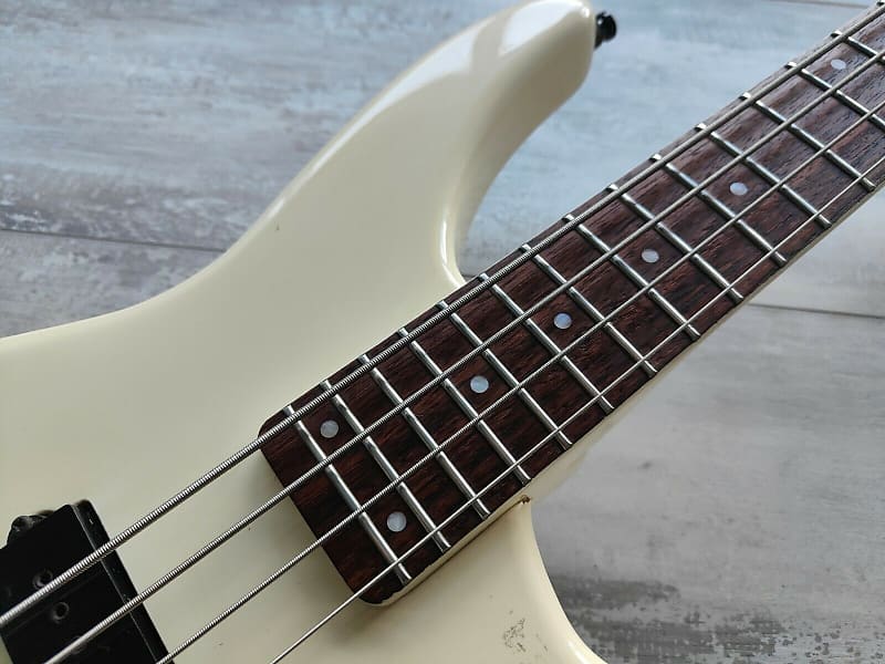 89〜90年製　KAWAI rockoon RHB-42 1989 Rockoon Japan (by Kawai) RHB-40 Bass (White) – Cool Old