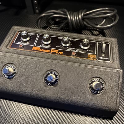 Roland AP-5 Phase Five | Reverb