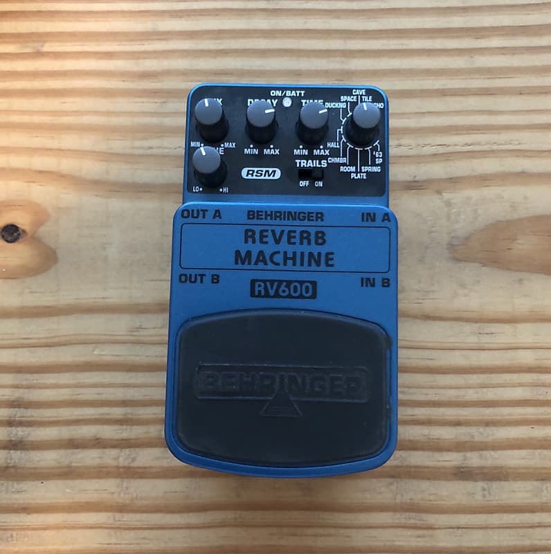 Behringer RV600 Reverb Machine Pedal Reverb