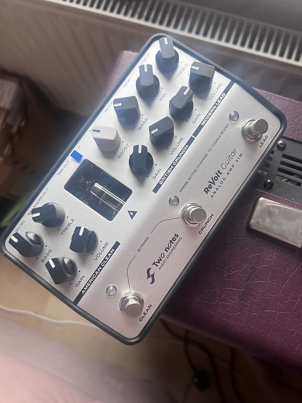 Two Notes ReVolt Guitar