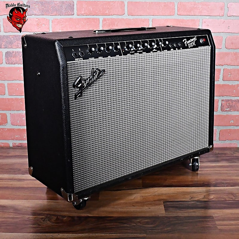 Fender Frontman 212r 2 Channel 100 Watt Solid State Reverb Canada