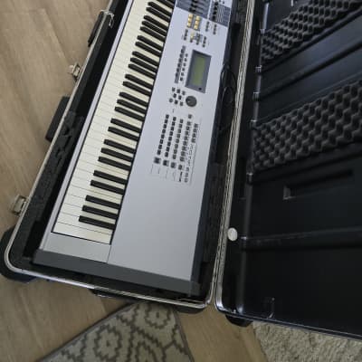 Yamaha Motif ES 8 + expansion card