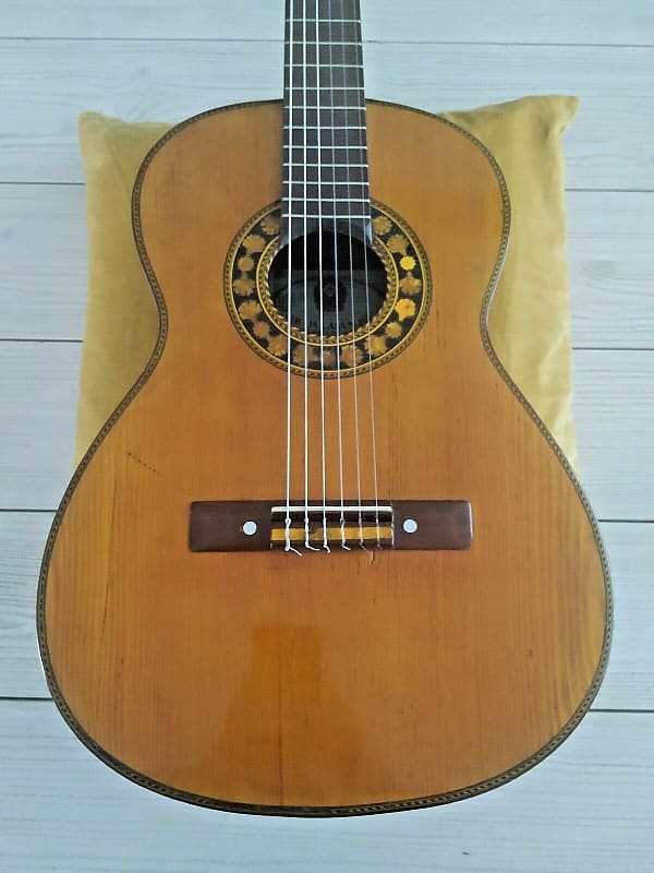 Antigua Casa Nunez historical guitar 1920 ca French polish image 1