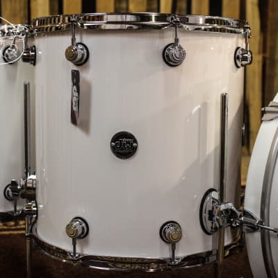 DW Performance Gloss White DrumSet 14x24, 9x12, 16x16 (video demo) image 4