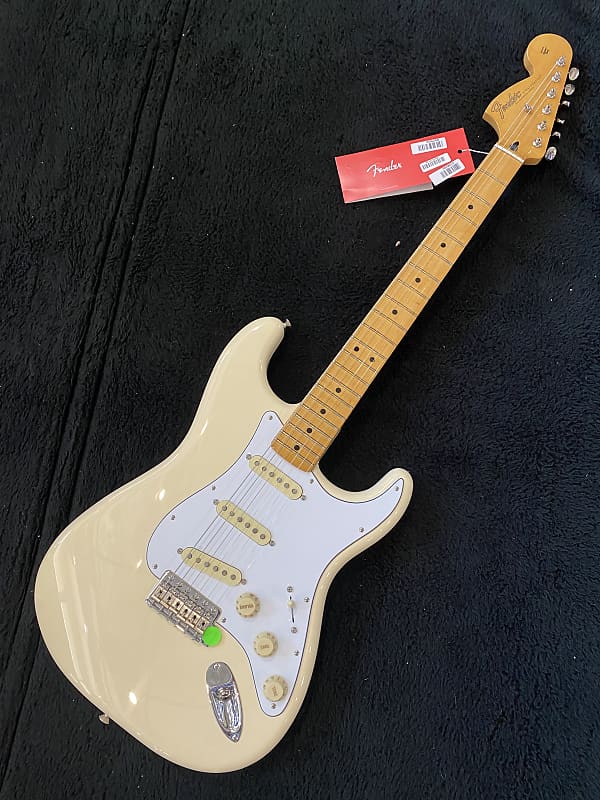 Fender Jimi Hendrix Artist Series Signature Stratocaster Olympic White  #MX22269910 (8lbs, 4.0oz)