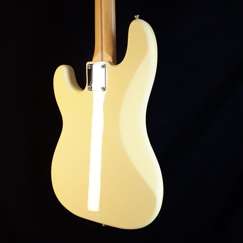Fender Precision Bass Japan 2007-2010 - Vintage White