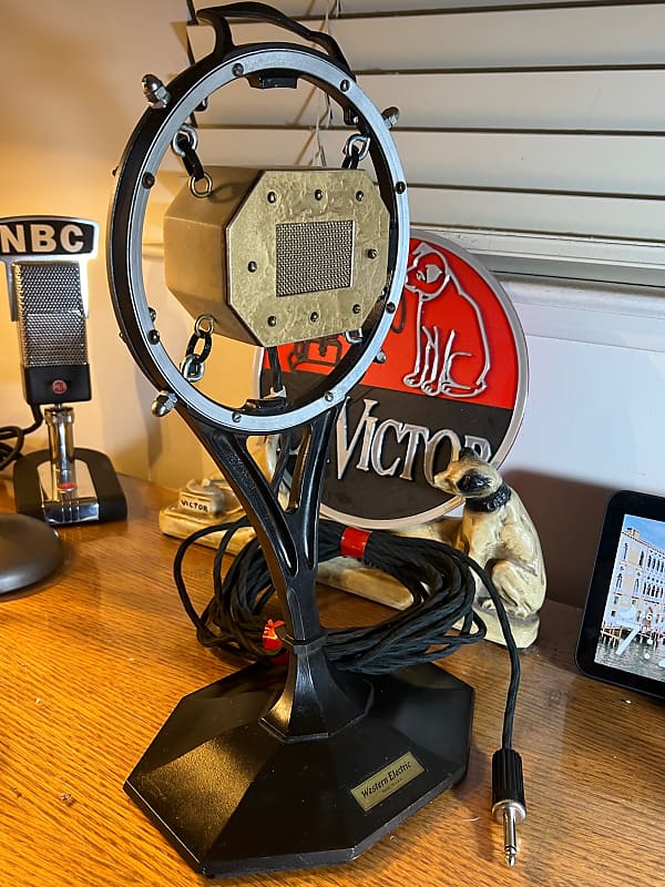 Super Rare Vintage 1920's Reisz-Marconi type Carbon