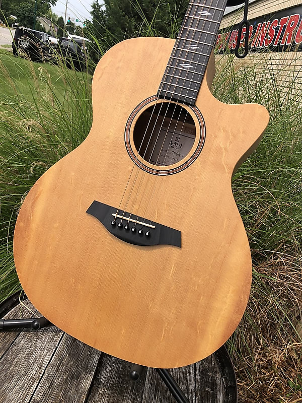 AMI Guitars by Sigma Solid Sitka Spruce Top with Mahogany Back/Sides GMCE-1 Gran image 1